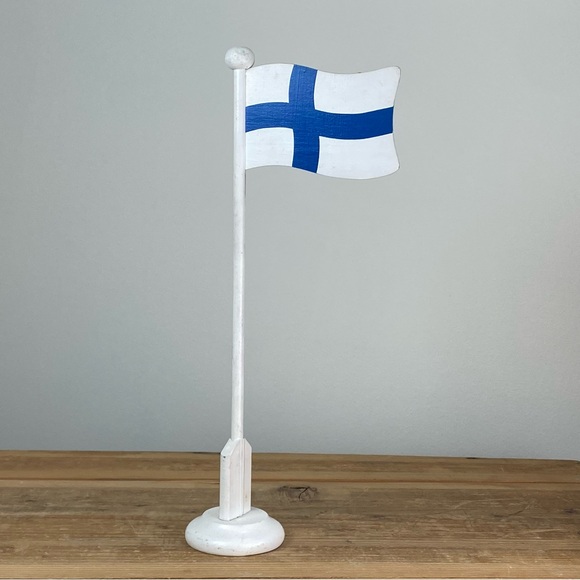 Vintage Wooden Table Flag Display Flag Pole - Finland Finnish White & Blue - Picture 8 of 10